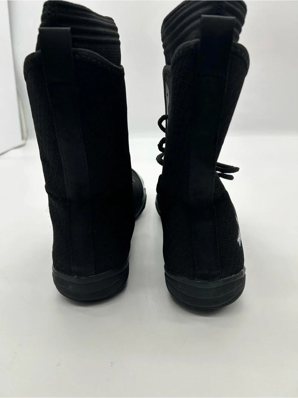 Thestron Men's Professional Black High-Top Boxing /Wrestling Shoes size 9 NWOT